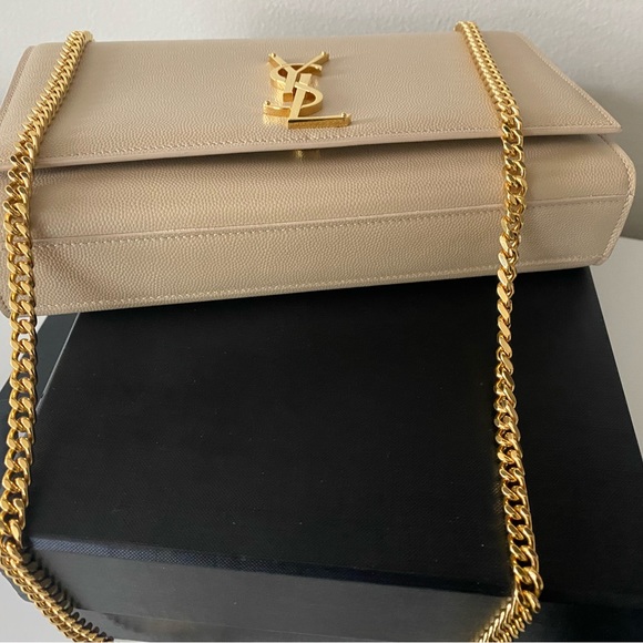 Saint Laurent Kate Monogramme Biege Medium Handbag with Gold Hardware - Picture 12 of 12